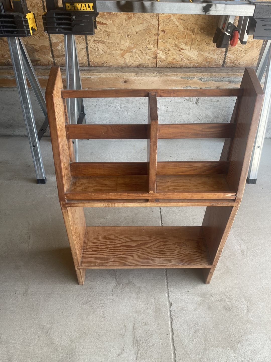 Book and Magazine Rack/Shelf