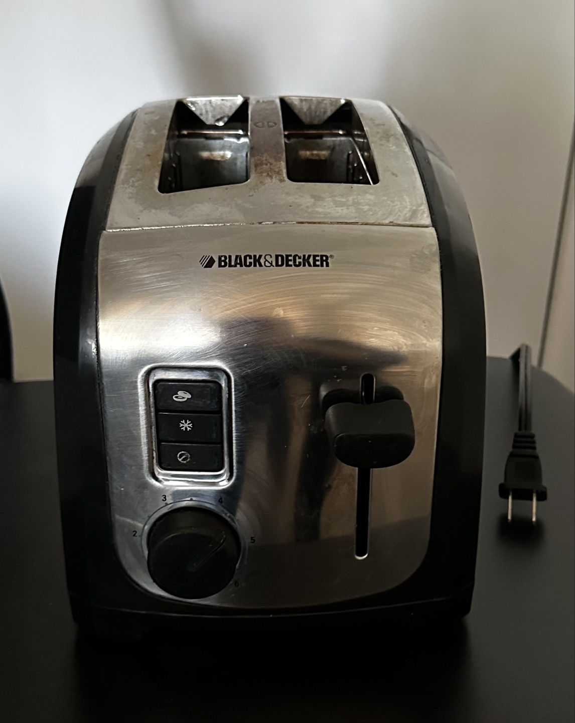 Black & Decker Two-Slice Toaster - photo 3