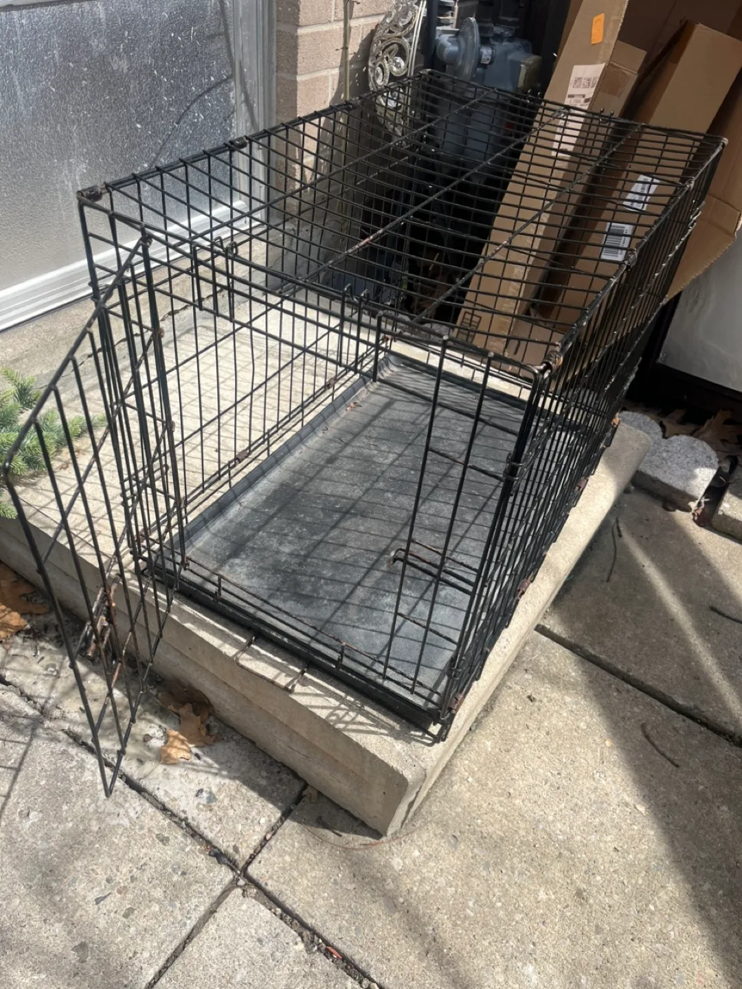 Black wire dog crate image indicator(3)