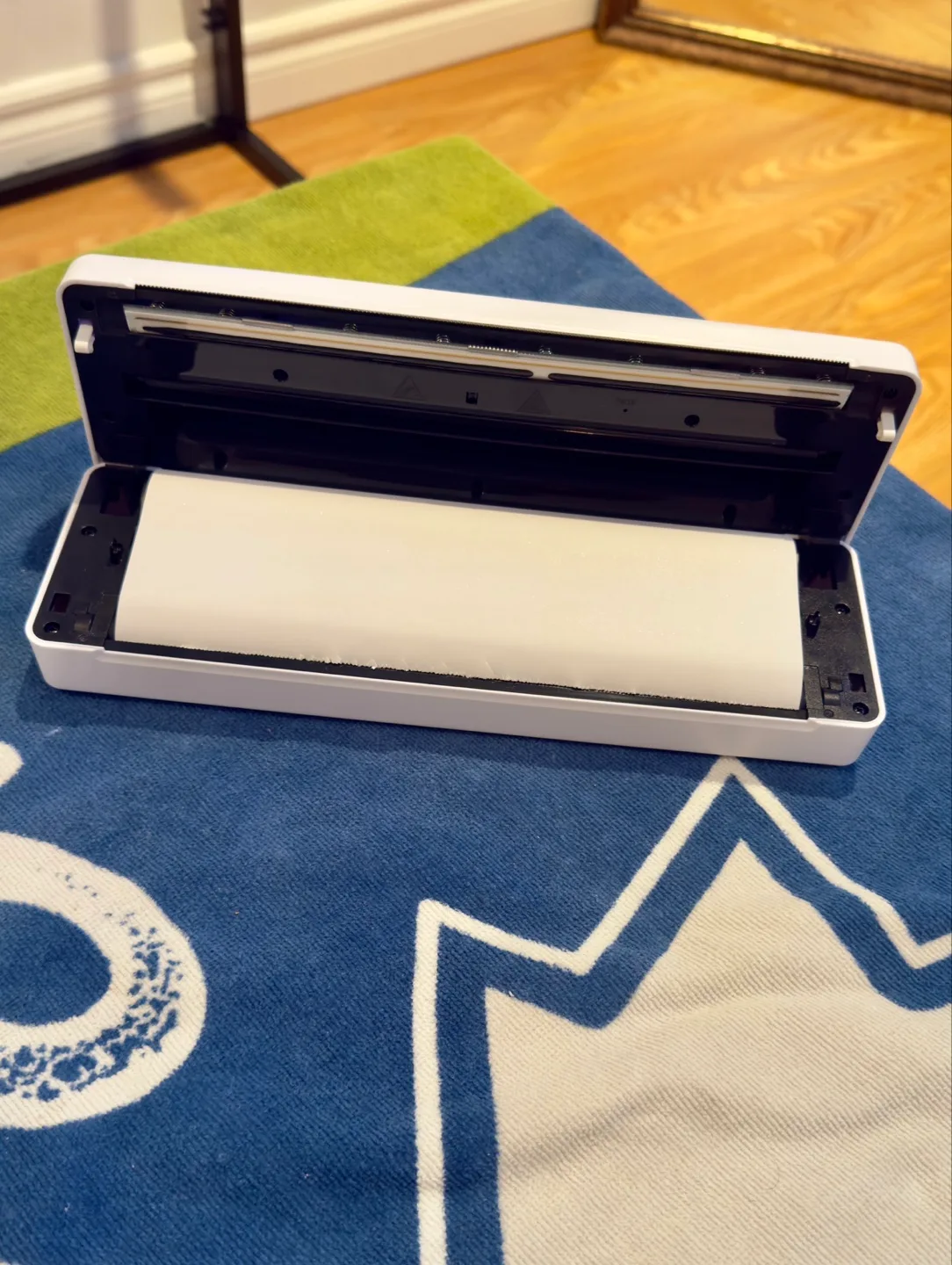 Portable Bluetooth Thermal Printer, 90 Pages Continuous Printing image indicator(5)