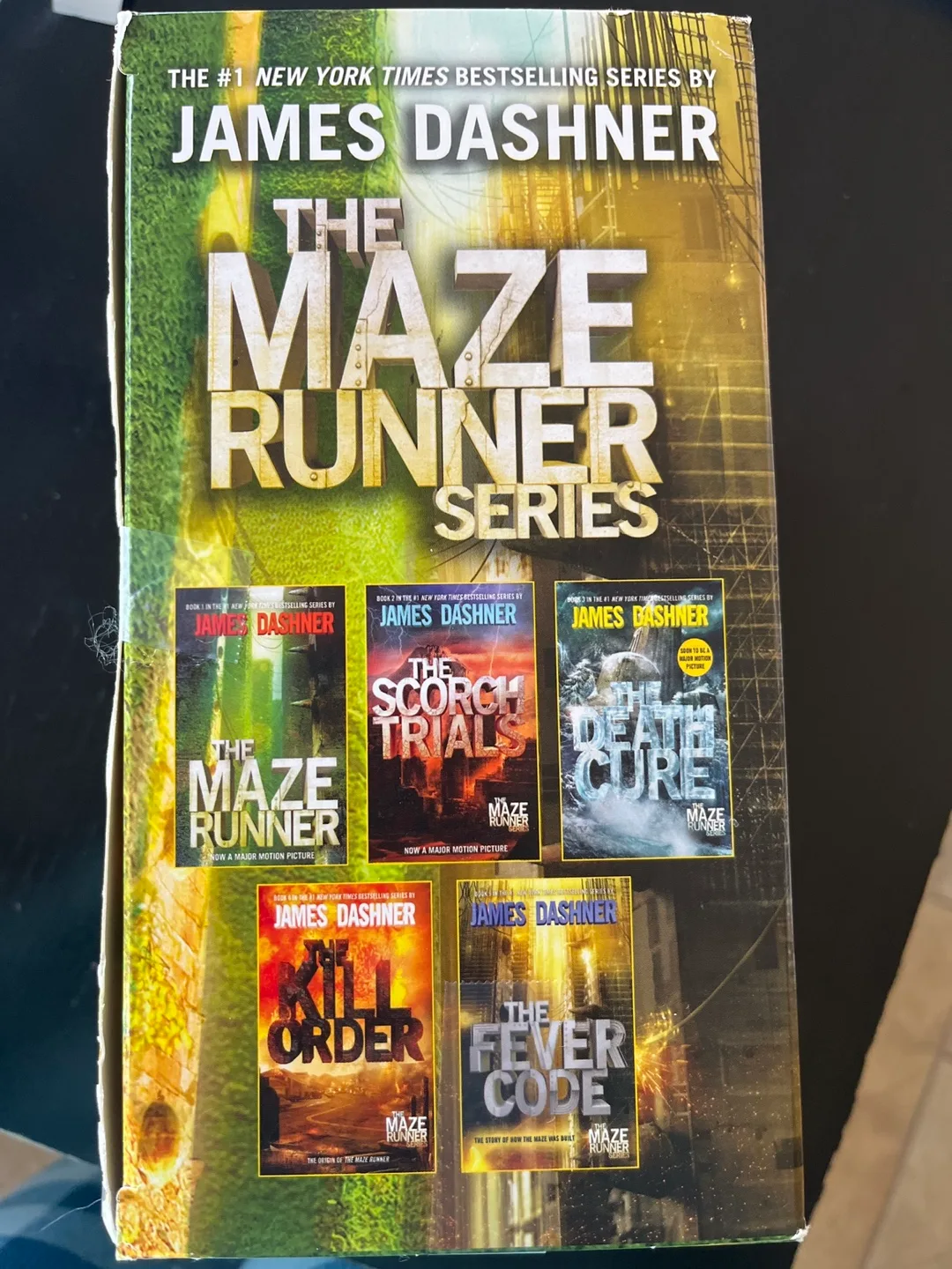 💚The Maze Runner Series Box Set - James Dashner image indicator(2)