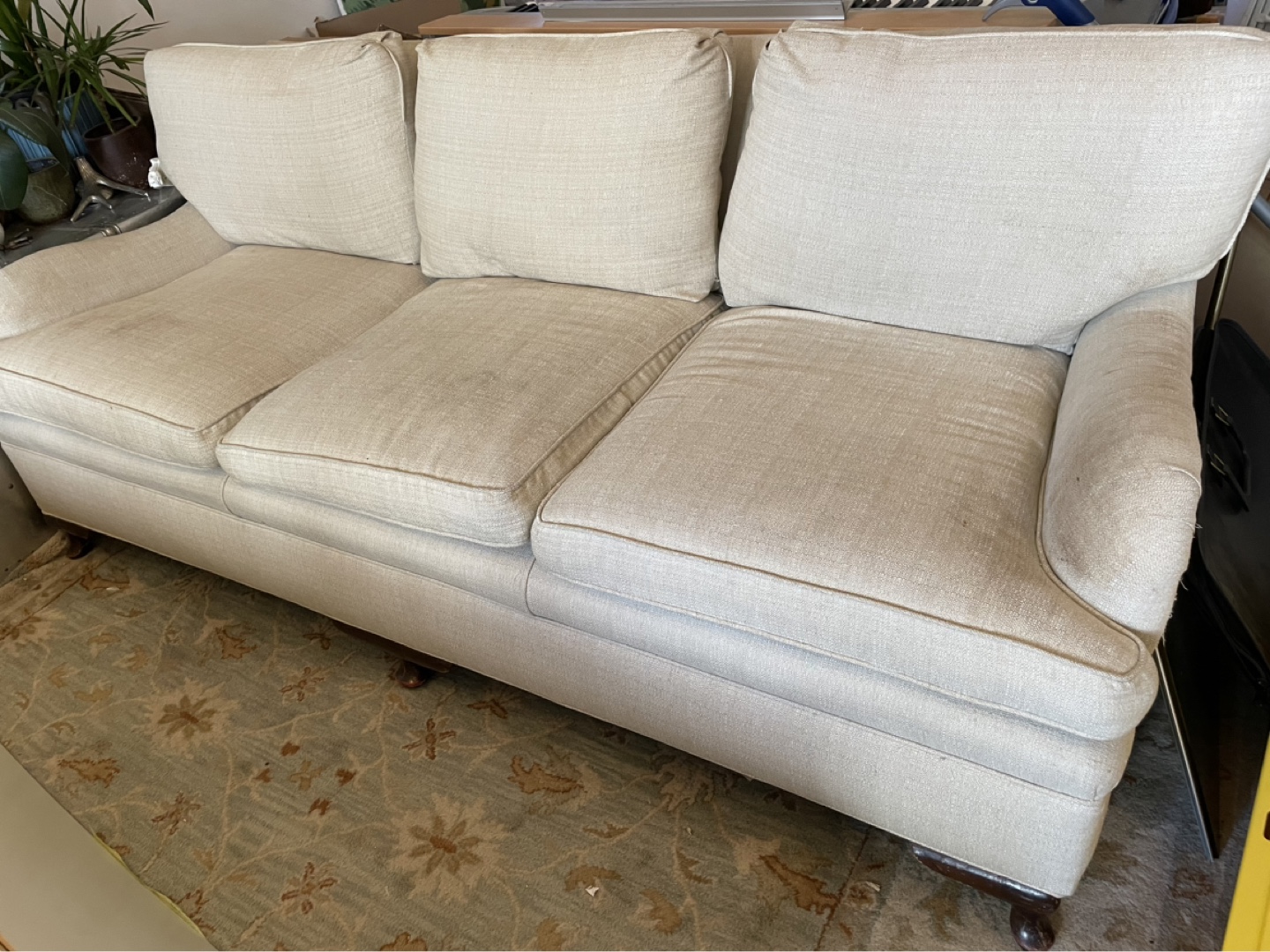 Free Sofa