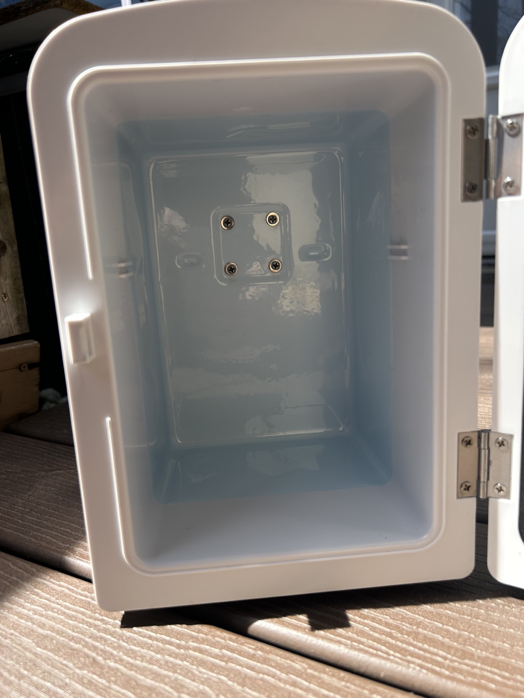 AstroAI Mini Car Fridge - photo 2