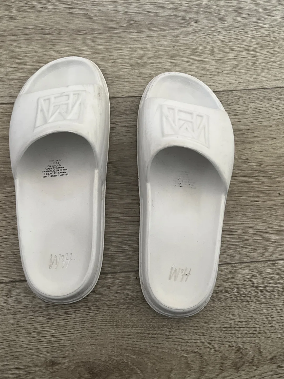 Women's White H&M Slides Size 36/37 thumbnail