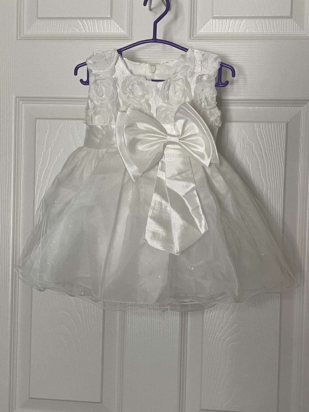 12m BNWT Baby Girl's White Flower Dress💚