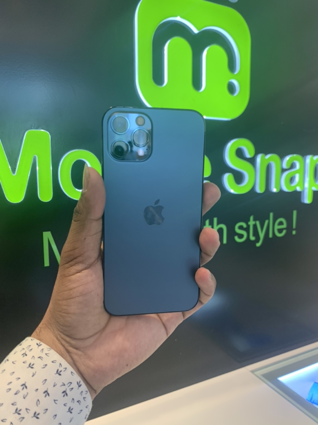 iPhone 12 Pro - 512 GB - Sierra Blue