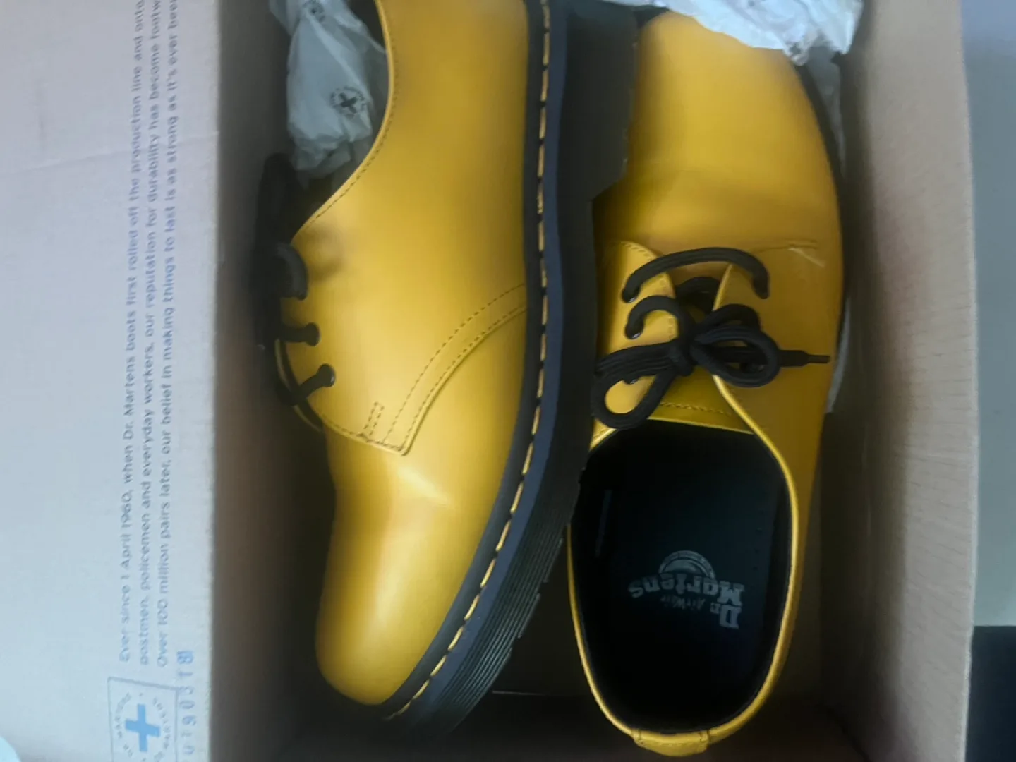 Dr. Martens 1461 Smooth Leather Yellow Shoes - Size US 8 thumbnail