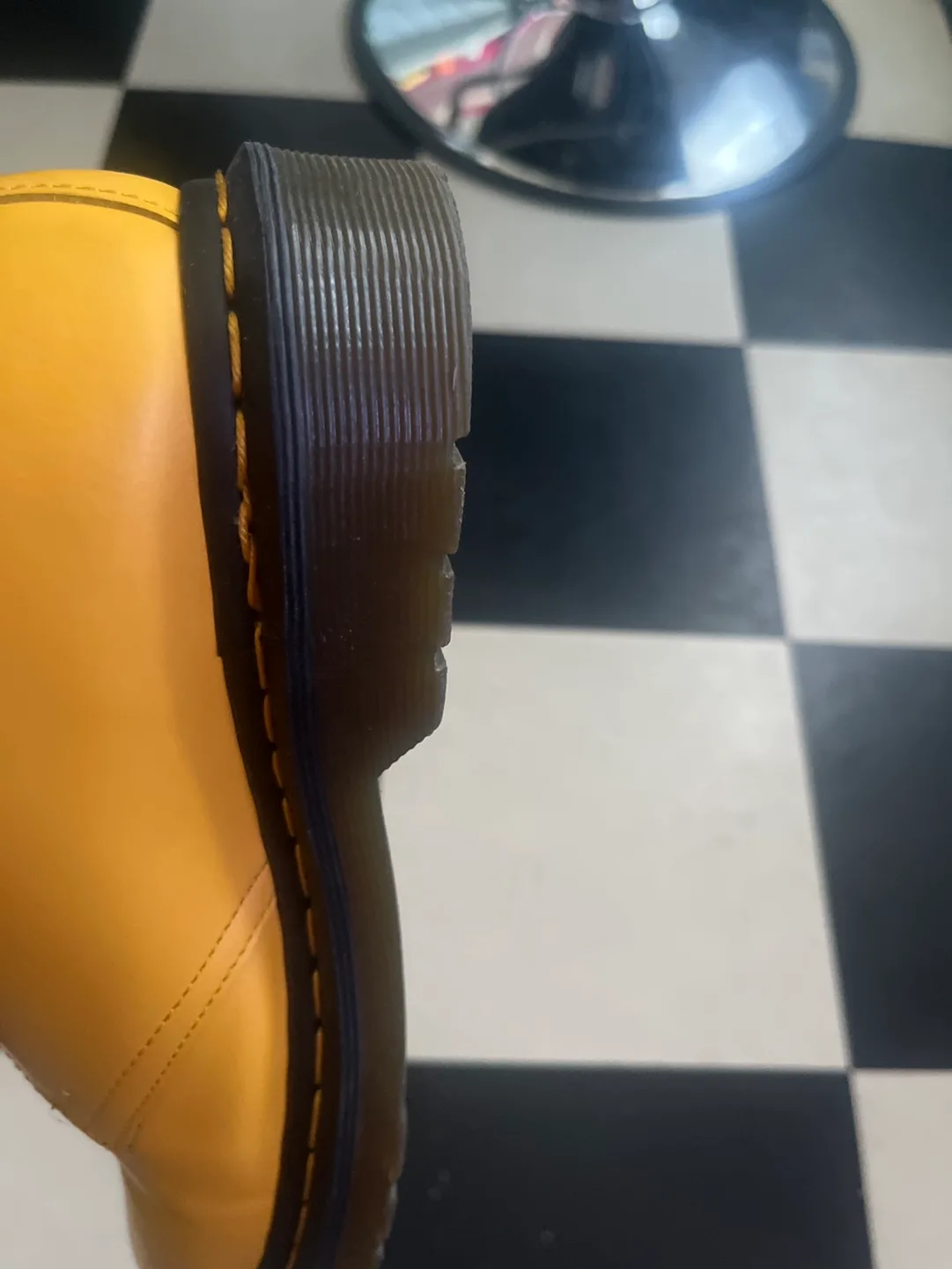 Dr. Martens 1461 Smooth Leather Yellow Shoes - Size US 8 image indicator(3)