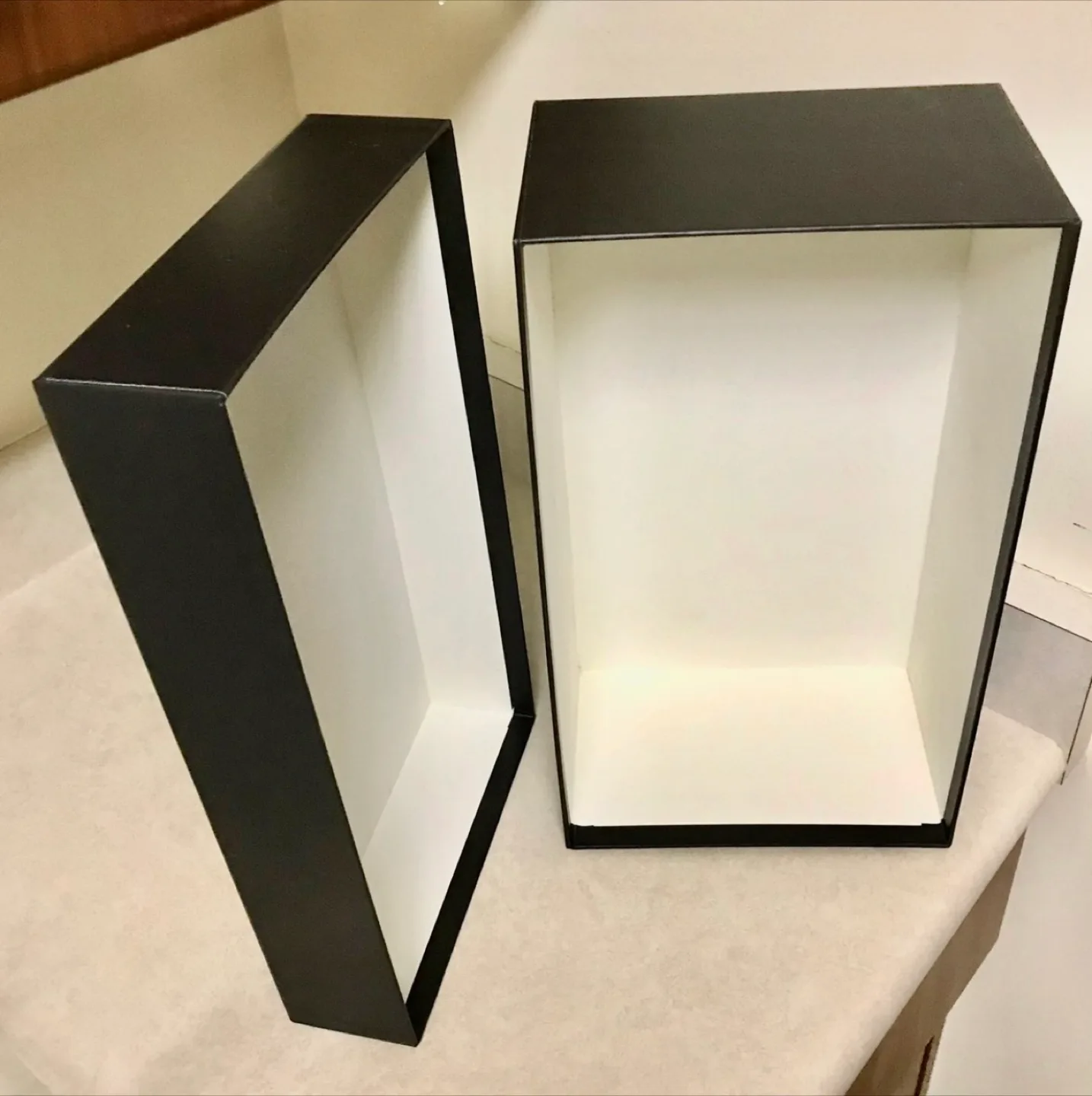 Gucci Black/White Empty Storage Gift Box image indicator(2)