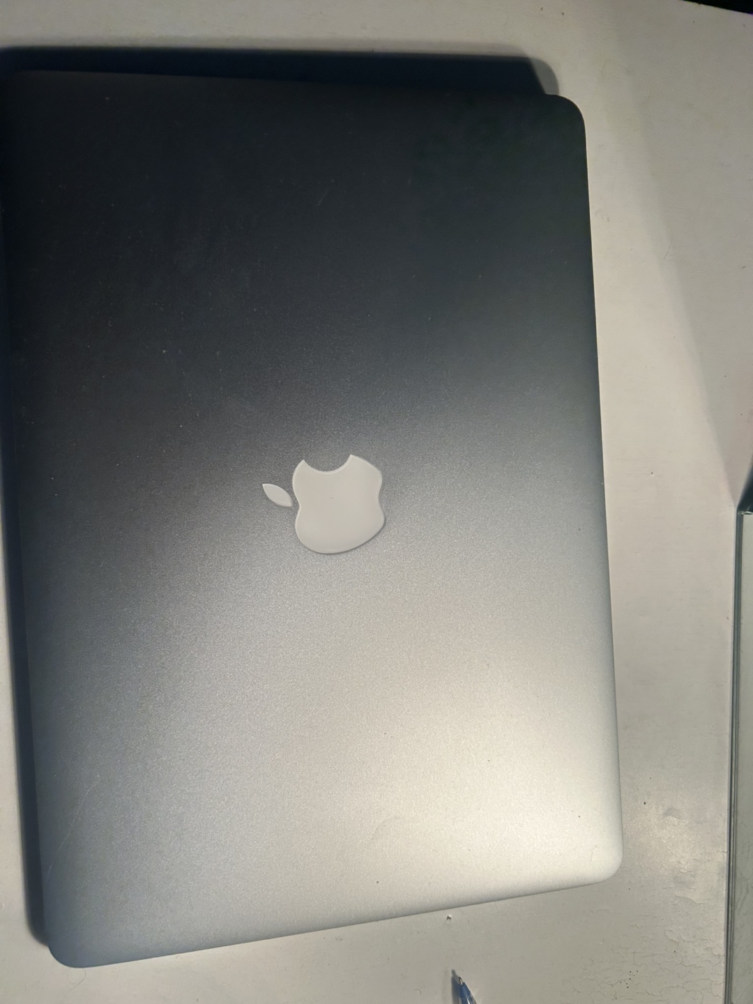 MacBook Air 13-inch Early 2015, 8GB RAM, 256GB SSD