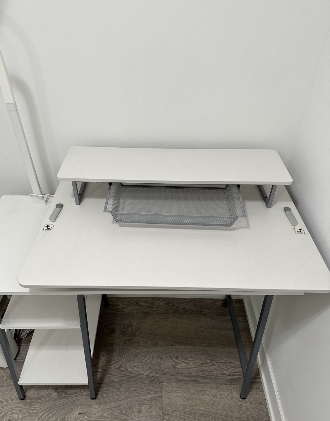 🧡Adjustable Standing Desk with standalone Table and Desk Lamp - photo 3
