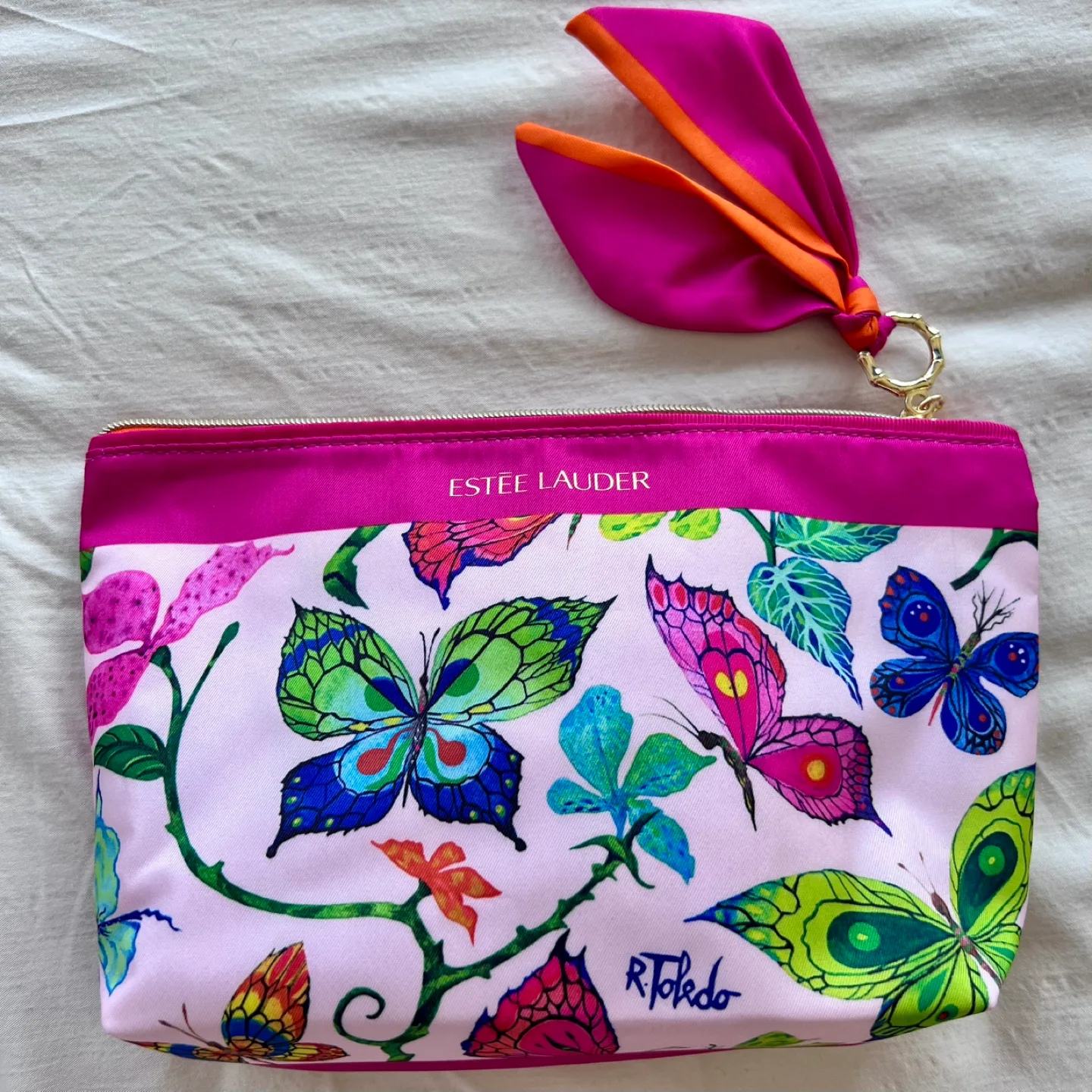 《Brand New》Estée Lauder Deluxe Skincare Set with Cosmetic Bag image indicator(2)