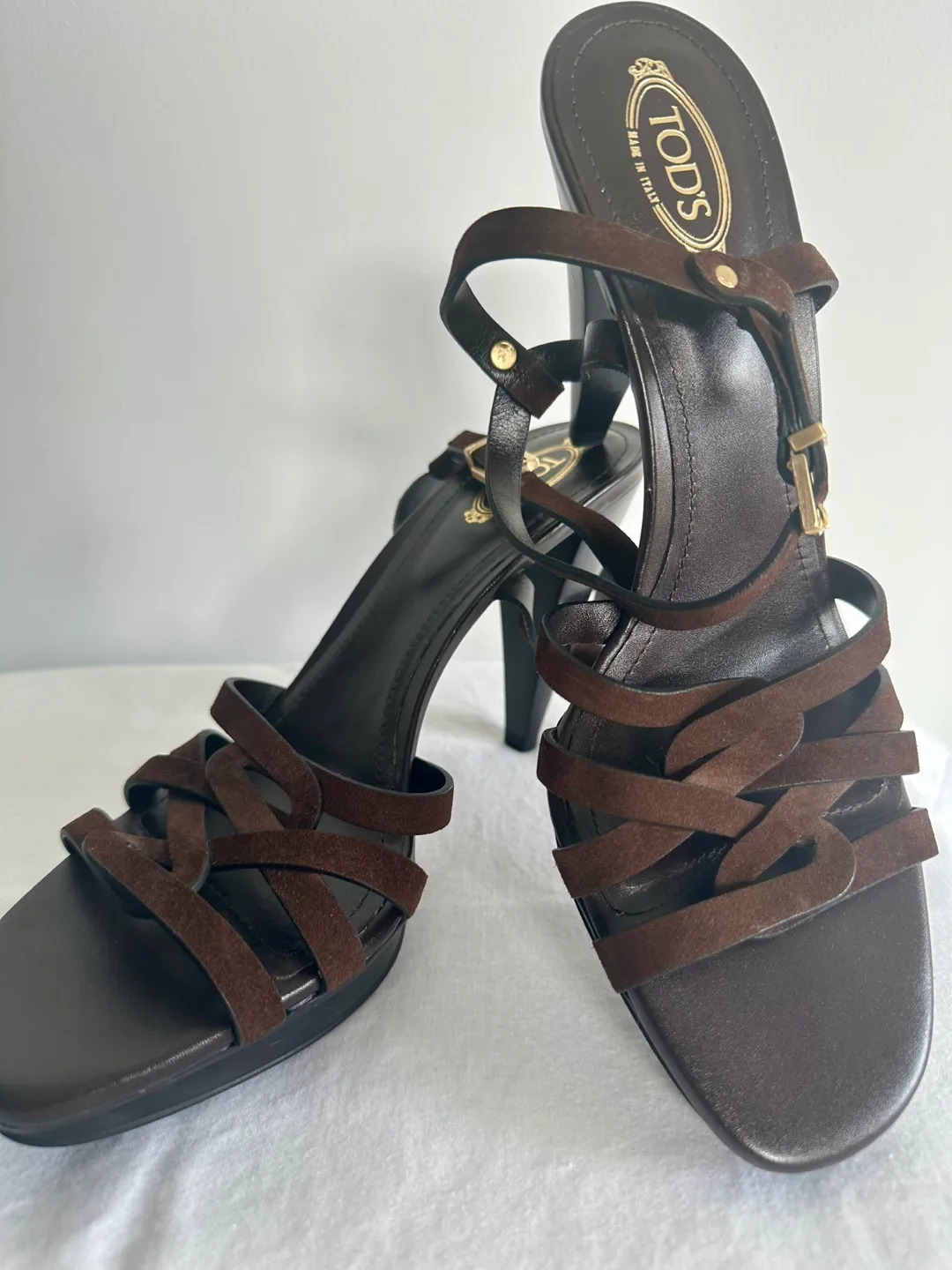 TOD'S Suede Heeled Sandals - Sz 8.5 image indicator(2)