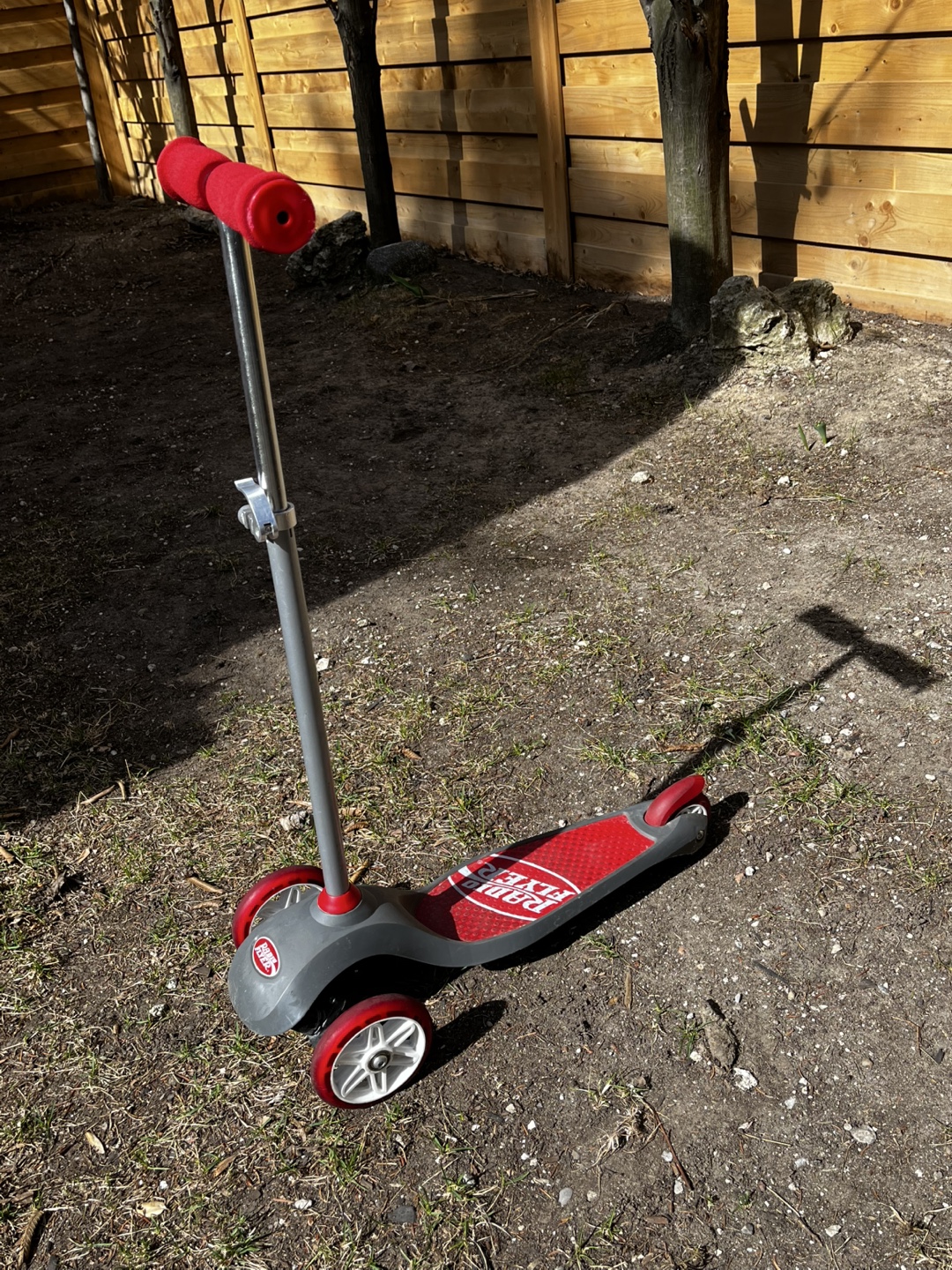 Radio Flyer Scooter for Toddlers - photo 3