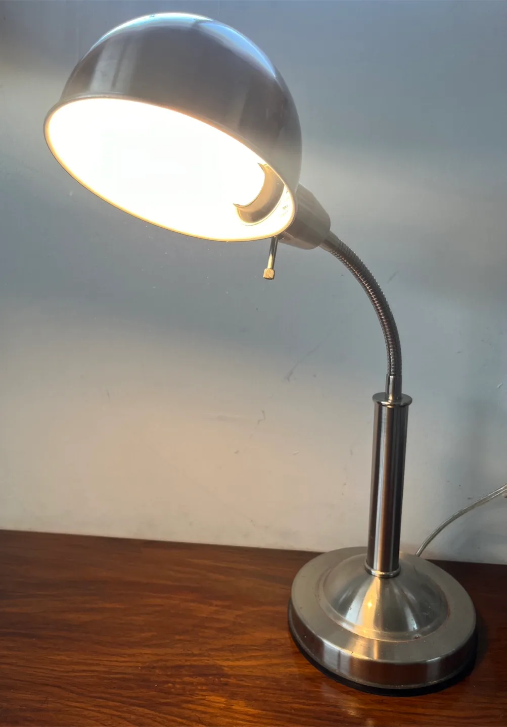 Desk Lamp w/ Lightbulb included image indicator(2)