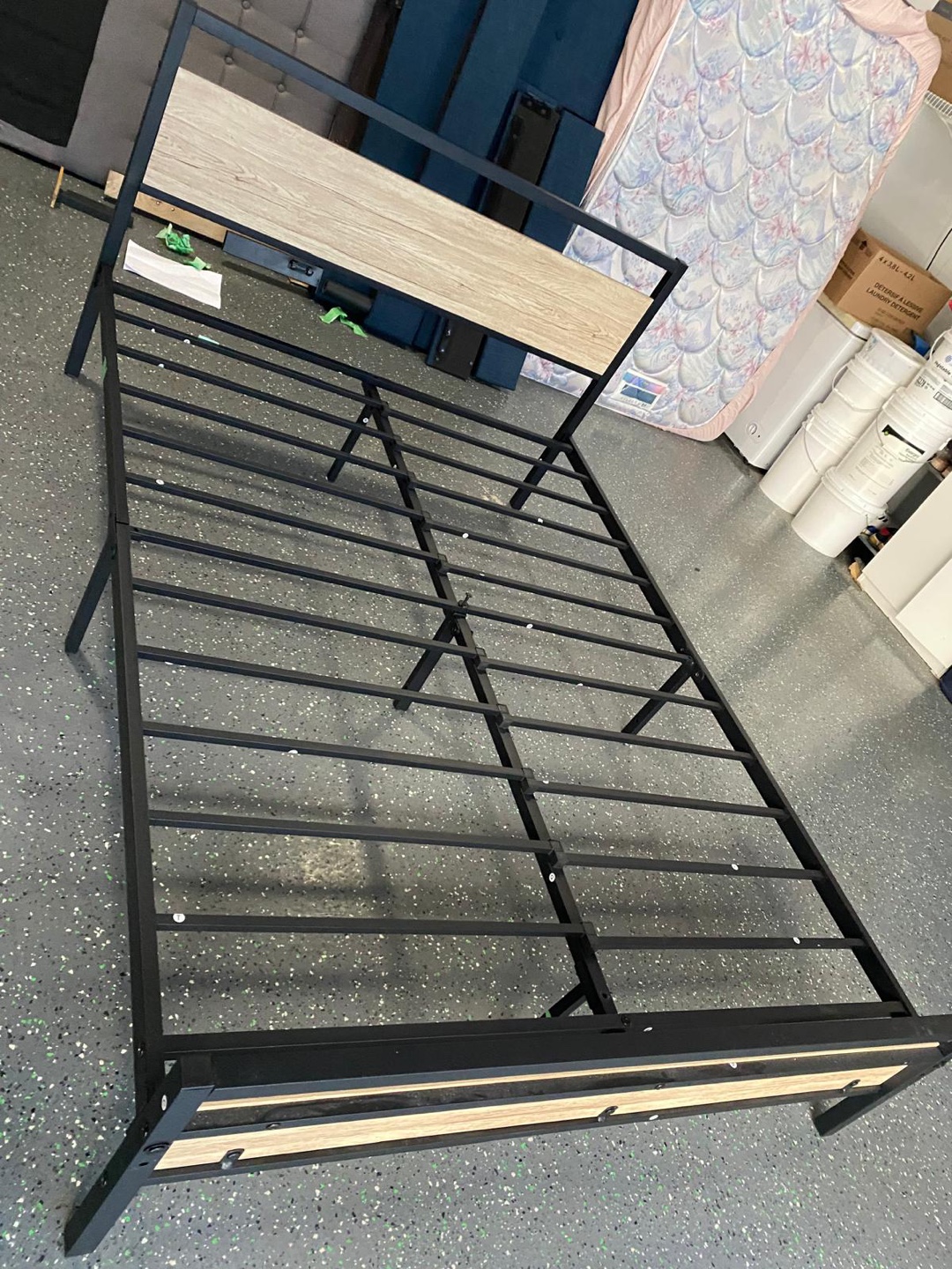 Double size bed frame - photo 2