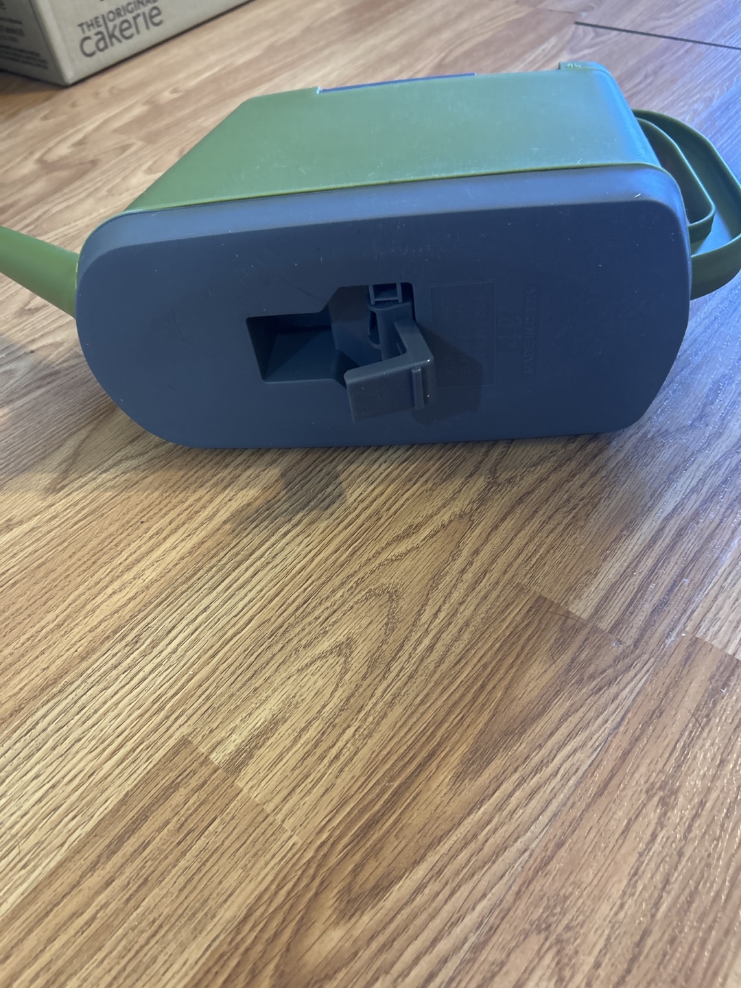 Green and green Plastic 4 LWatering Can - photo 4