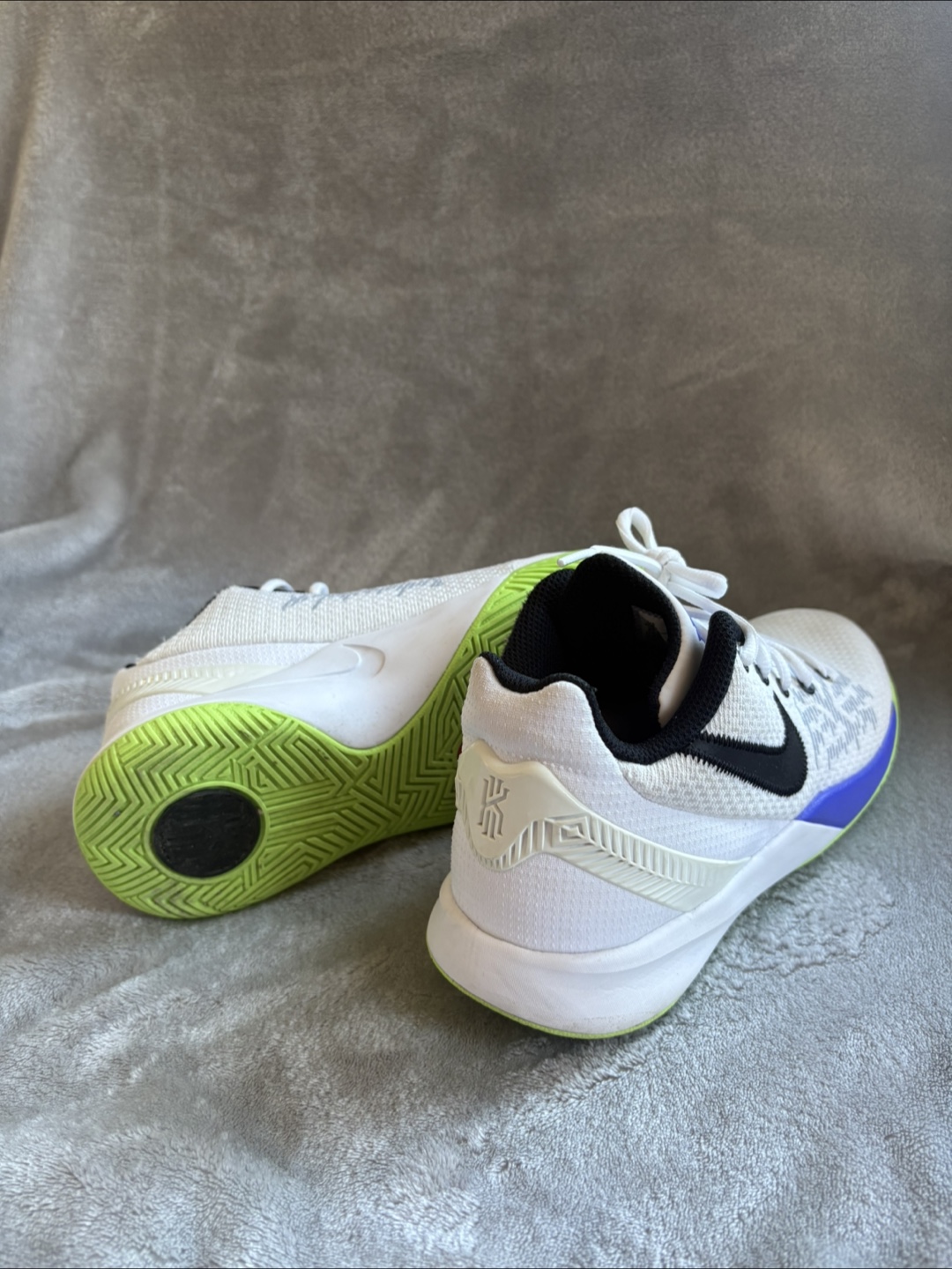 Nike Kyrie Flytrap 2 (GS) - photo 2