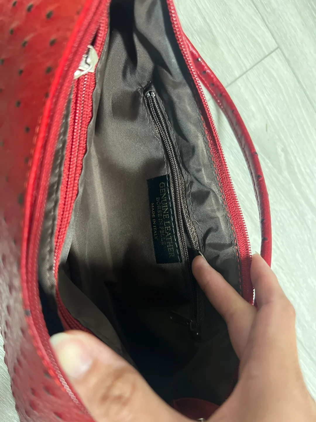 Red Ostrich Leather Embossed Handbag image indicator(4)