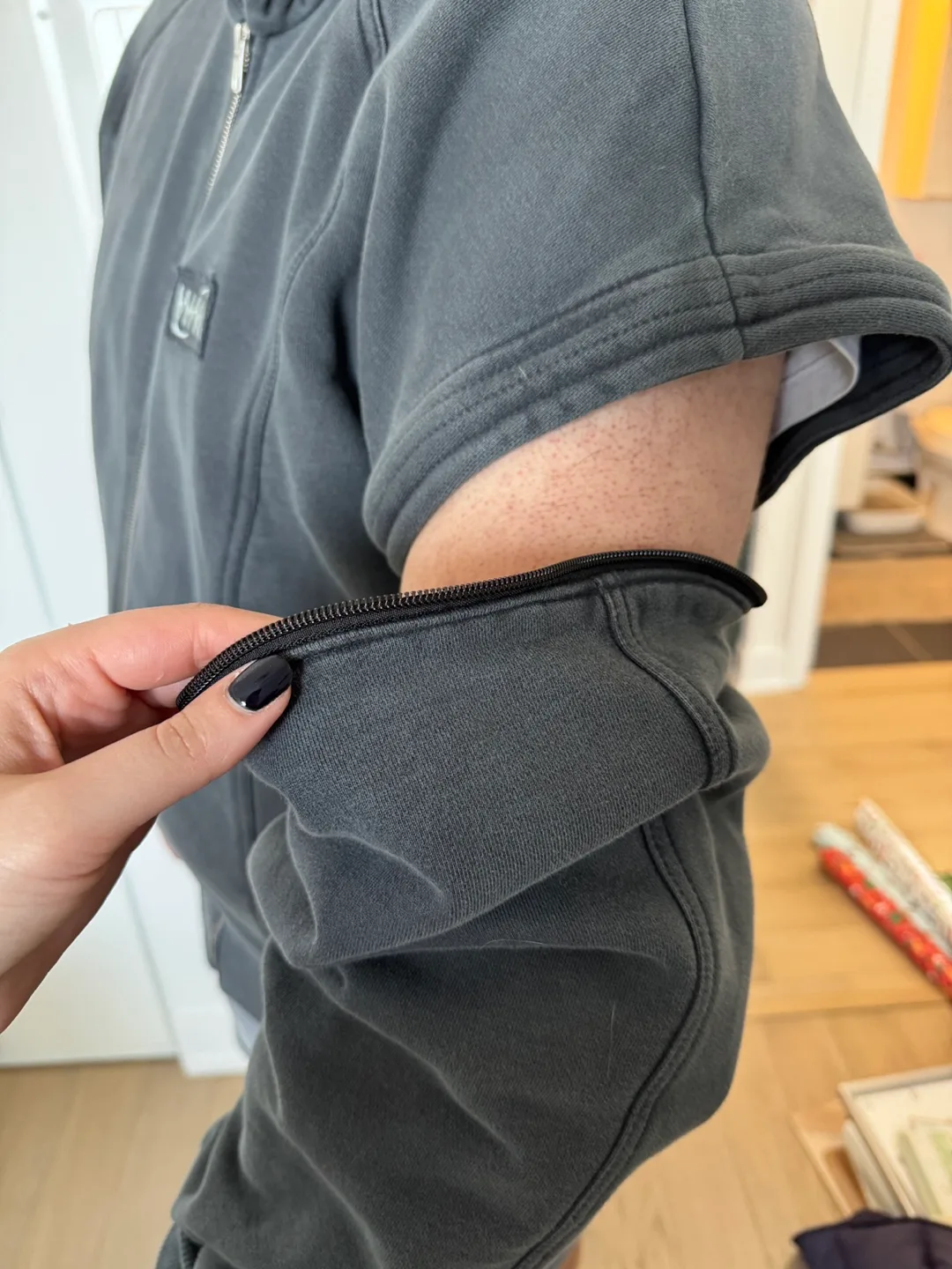 Men’s Grey Zip-Up Hoodie image indicator(4)