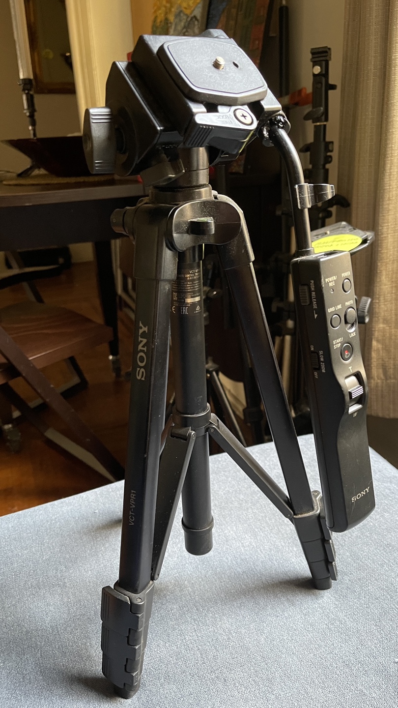 Sony VCT-VPR1 Tripod with Remote Shutter Release