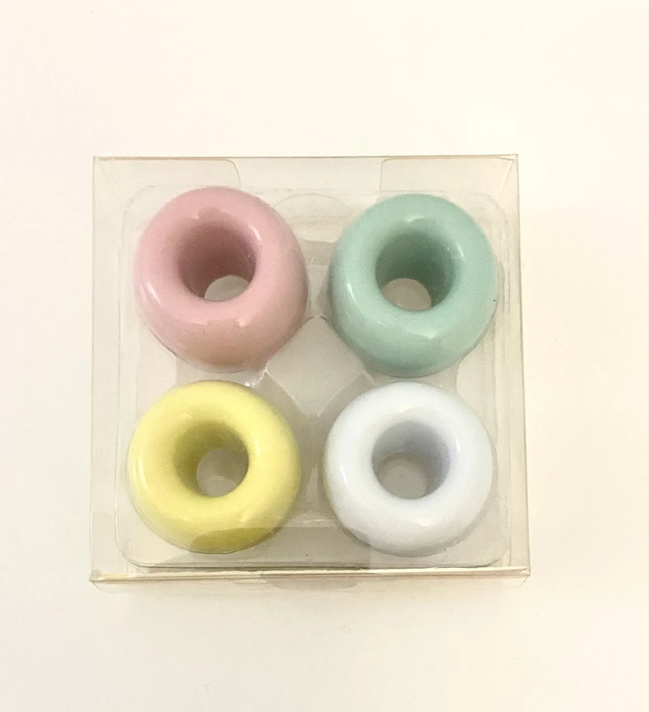 MINISO Ceramic Toothbrush Holders - Set of 4 image indicator(3)