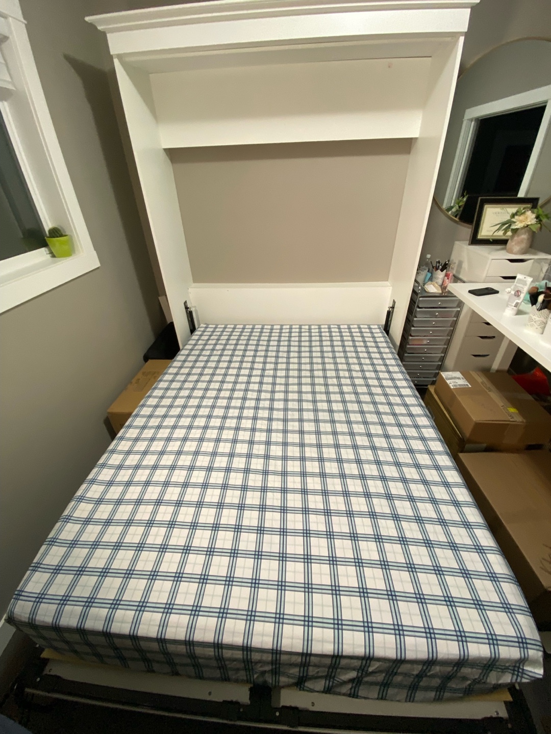 White Wall Bed - photo 2