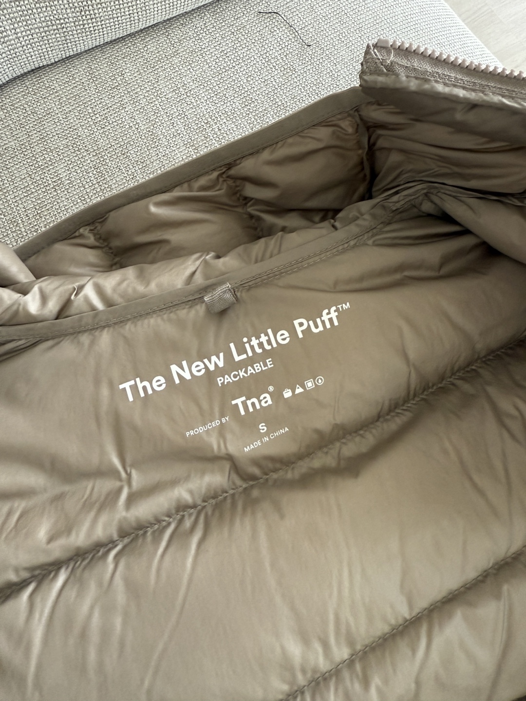 Tna The New Little Puff Packable Puffer Jacket - Size Small - photo 2