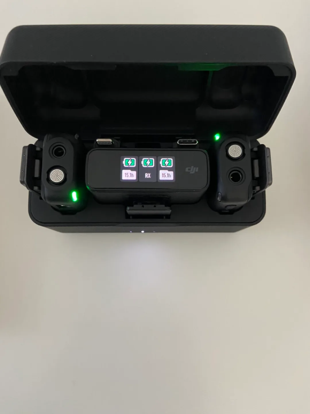 DJI Mic Wireless Microphone System - Brand New in Box image indicator(4)