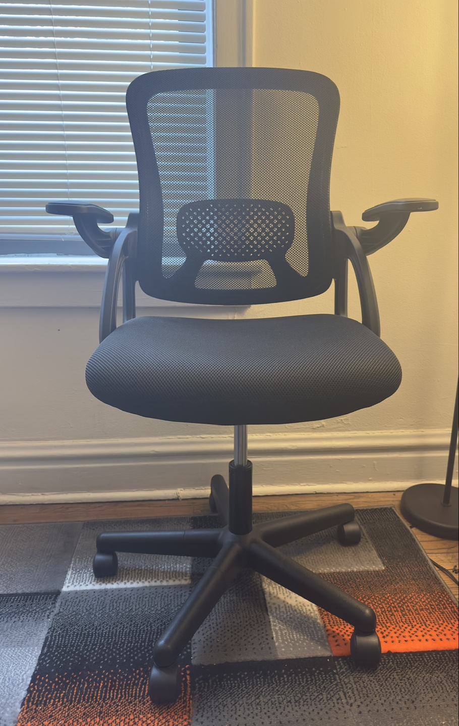 Rolling Office Chair with Adjustable Height