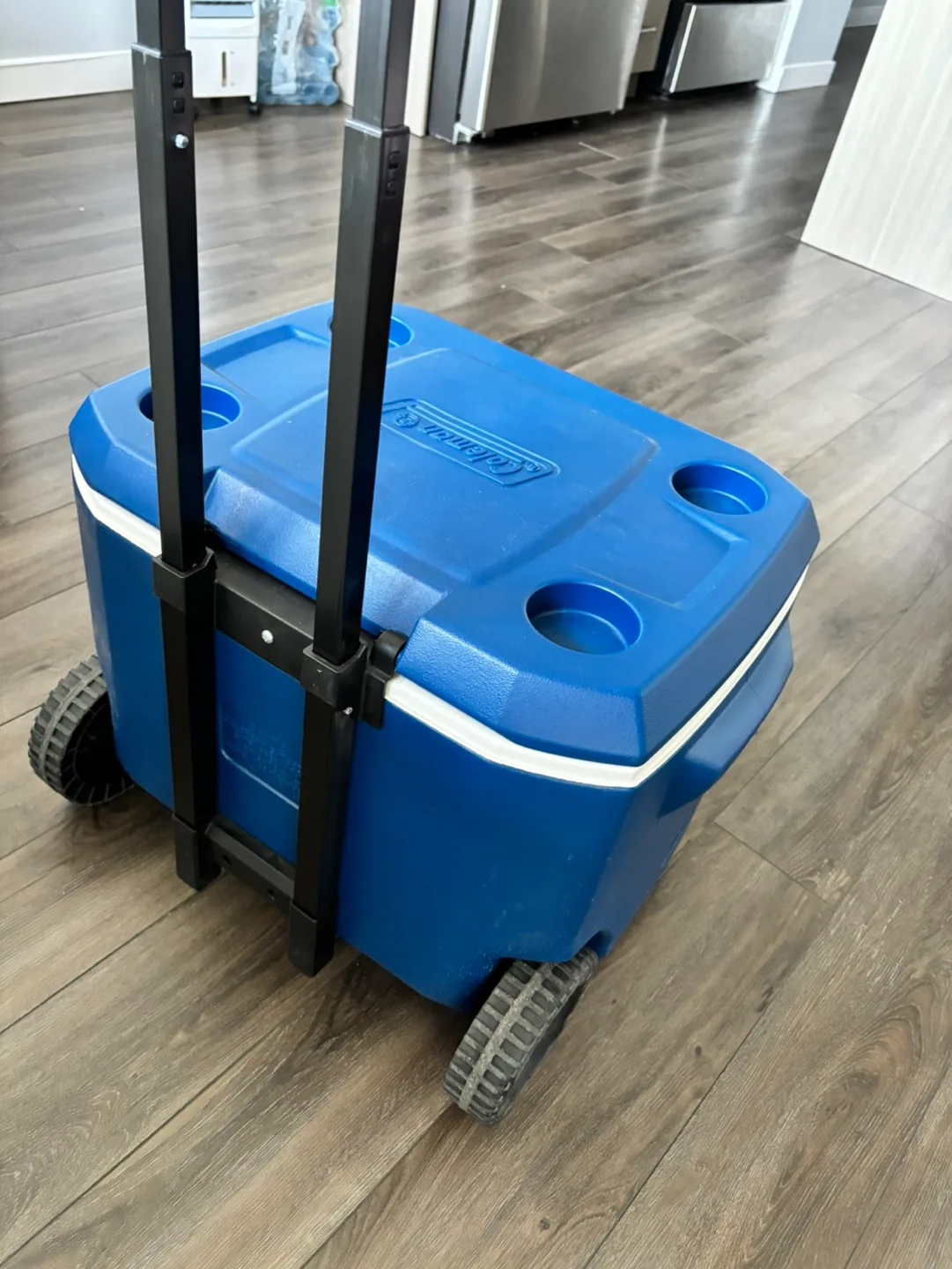 Coleman Wheeled Cooler - 50 Quart image indicator(9)