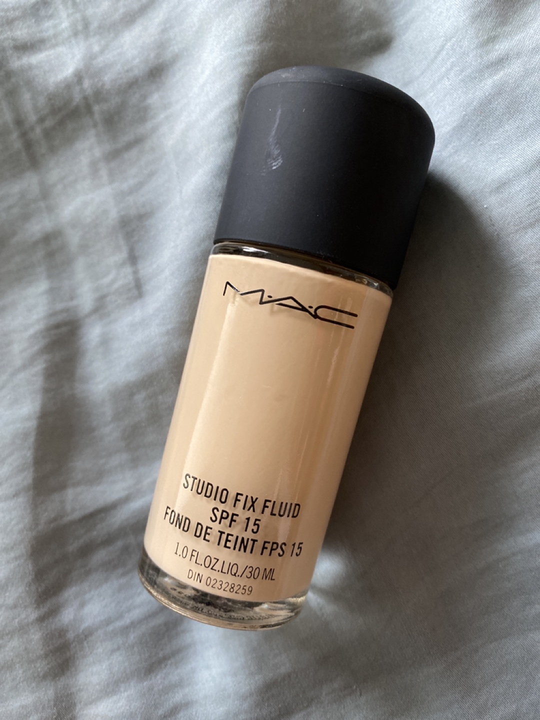 MAC Studio Fix Fluid SPF 15 Foundation NC13 - photo 2