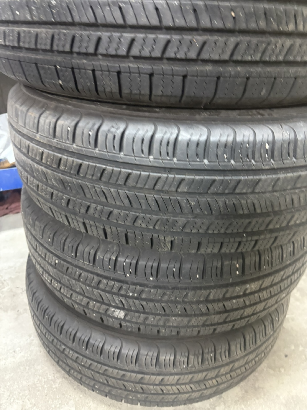 Used Kumho Solus TA11 Tires - 215/70R16 100T - photo 5