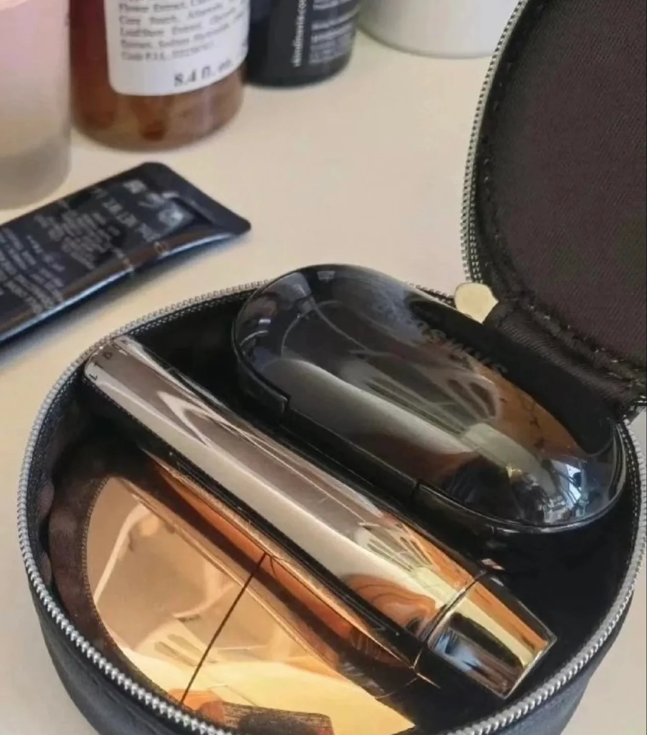 NY Yankees Logo Round Coin Purse image indicator(3)