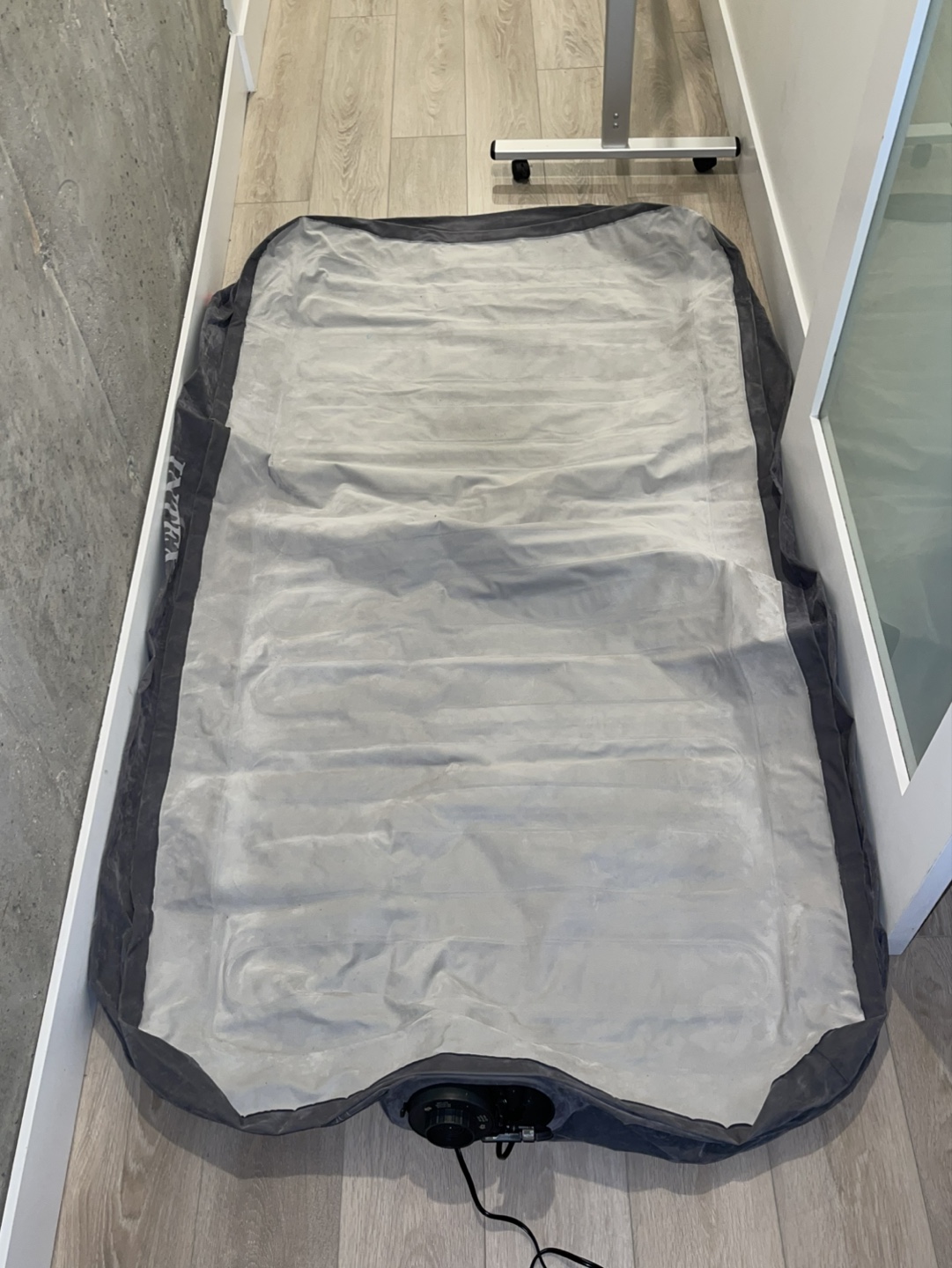GrayINTEX built-In Electric Pump