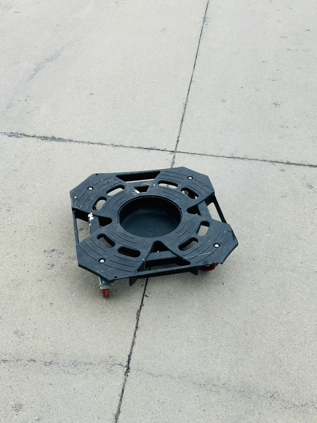 Heavy-duty dolly
