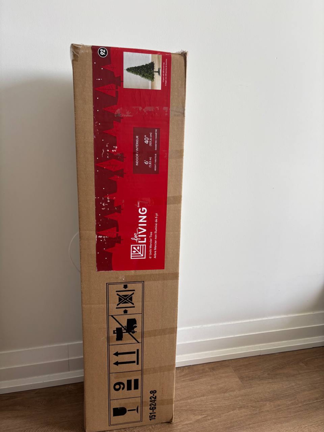 6ft Pre-lit Artificial Christmas Tree - photo 4