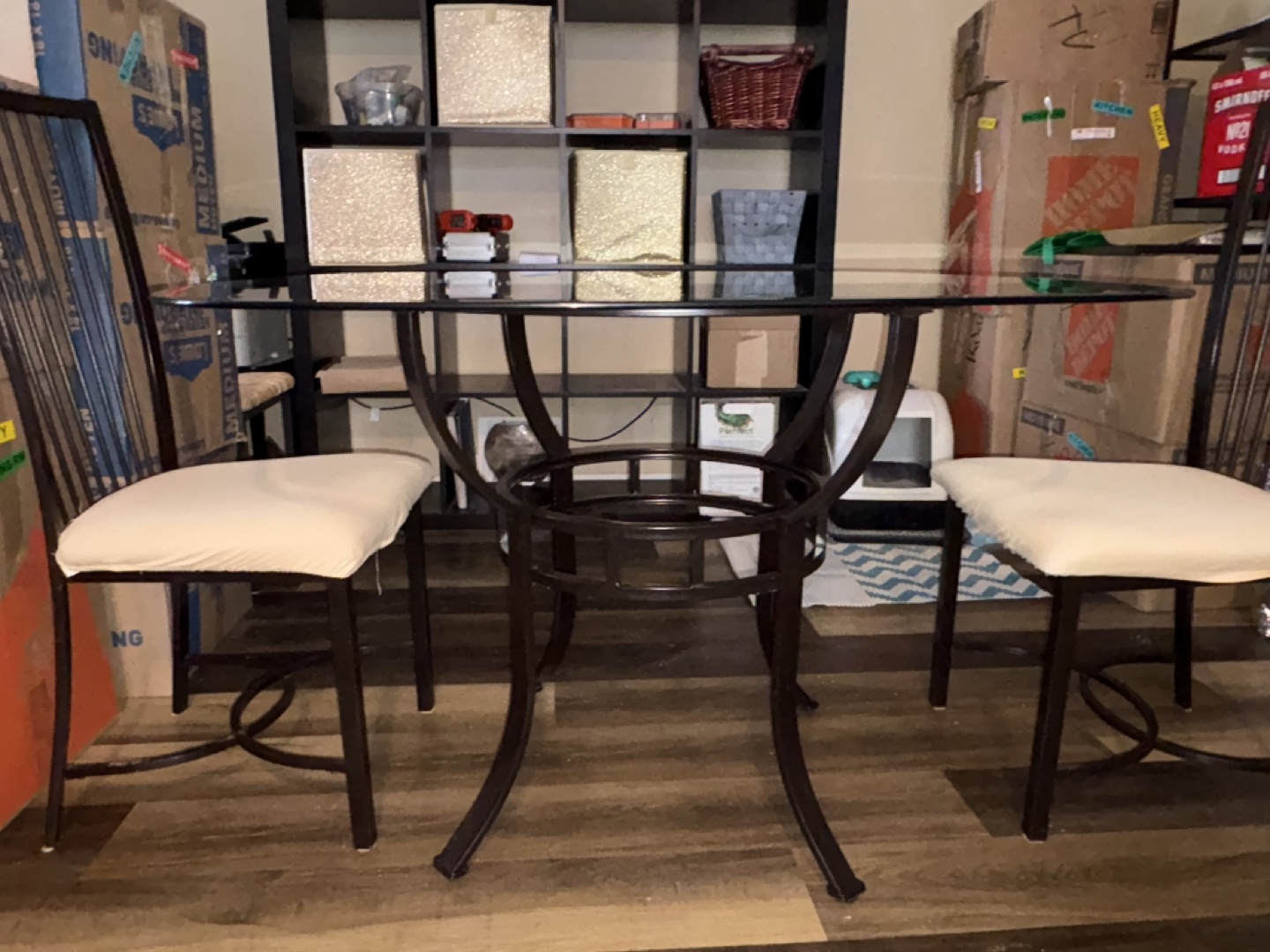 Glass-top dining table with two chairs - photo 4