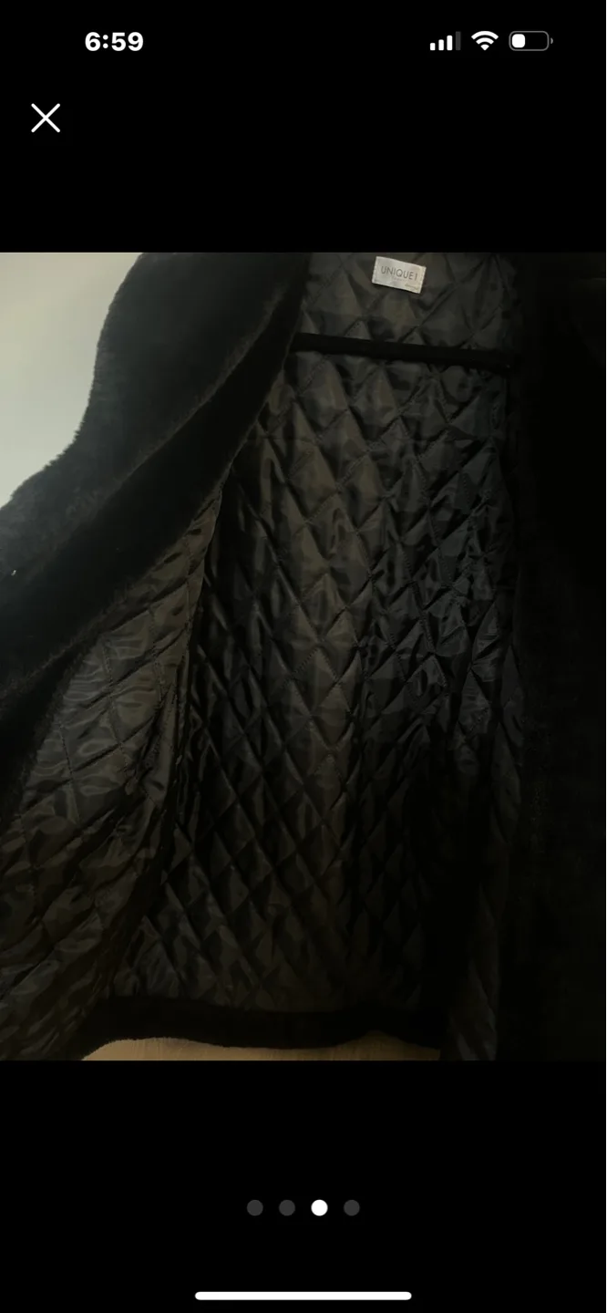 💚 Gorgeous Black Faux Fur Coat image indicator(3)