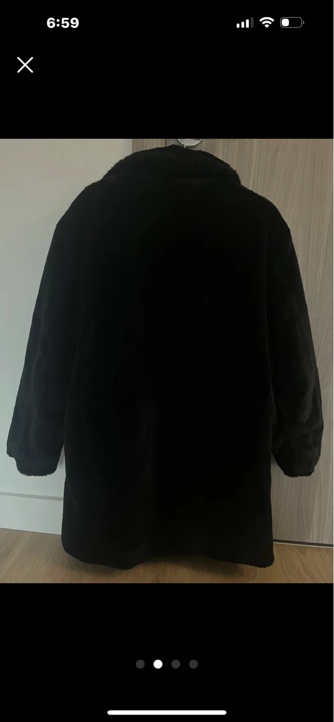 💚 Gorgeous Black Faux Fur Coat image indicator(2)