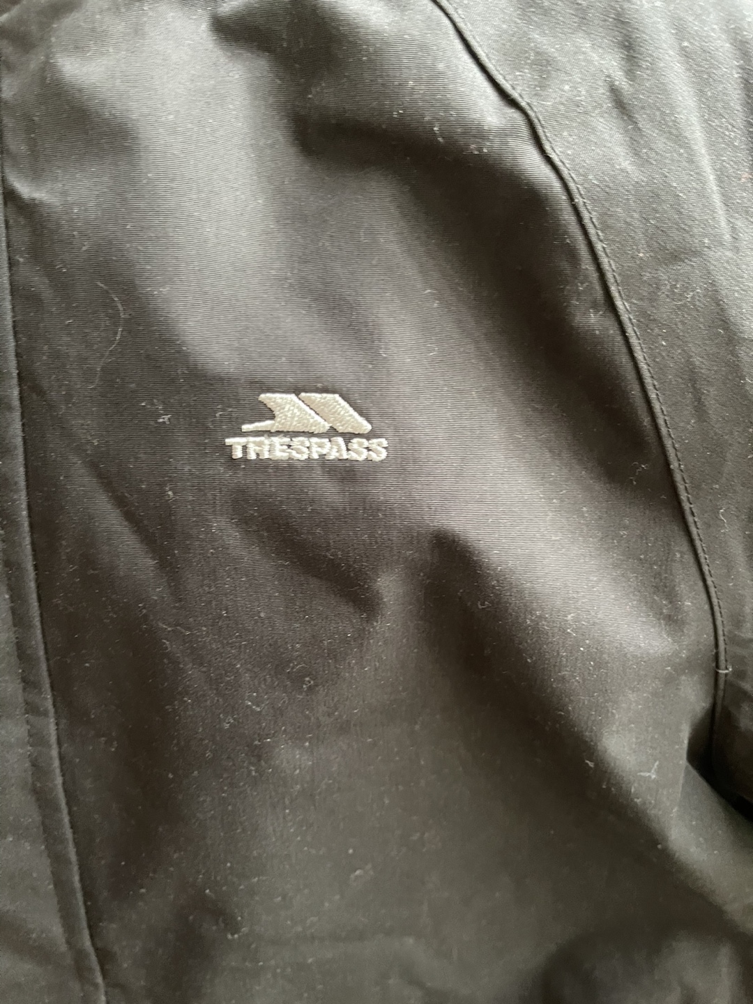 Trespass Boys' Black Winter Jacket Size 12 - photo 3