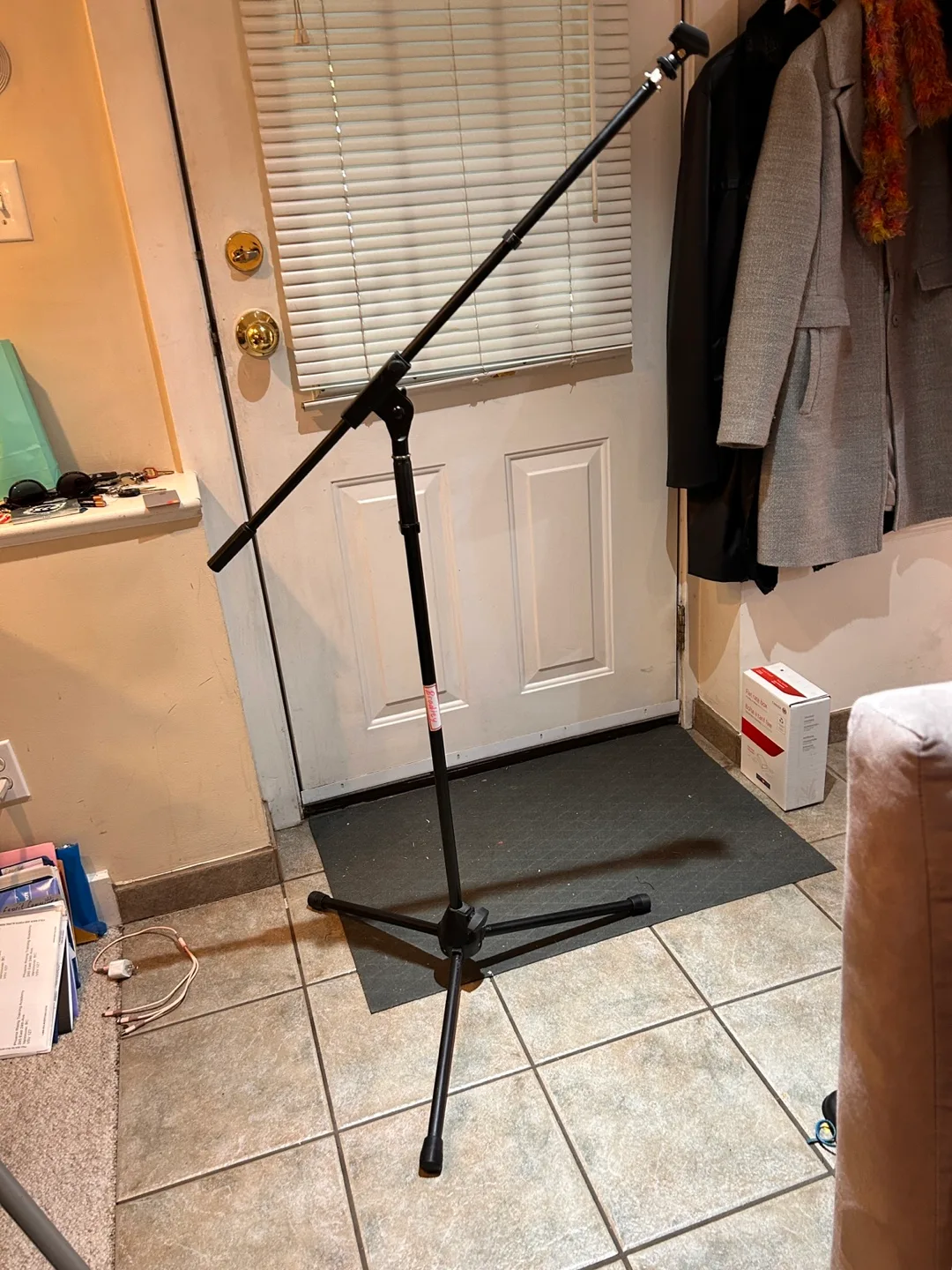 Versatile mic stand thumbnail