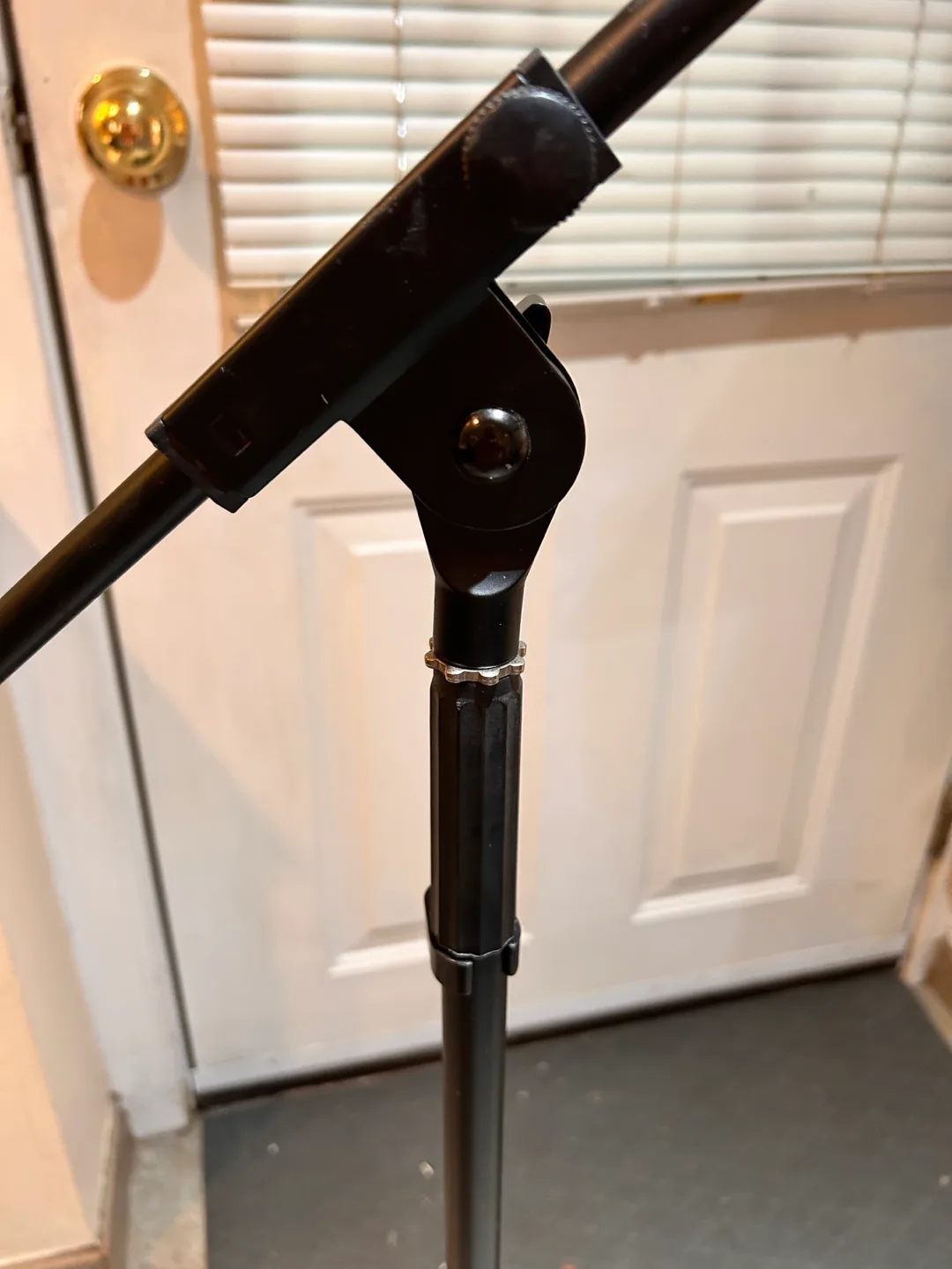 Boom mic stand image indicator(2)