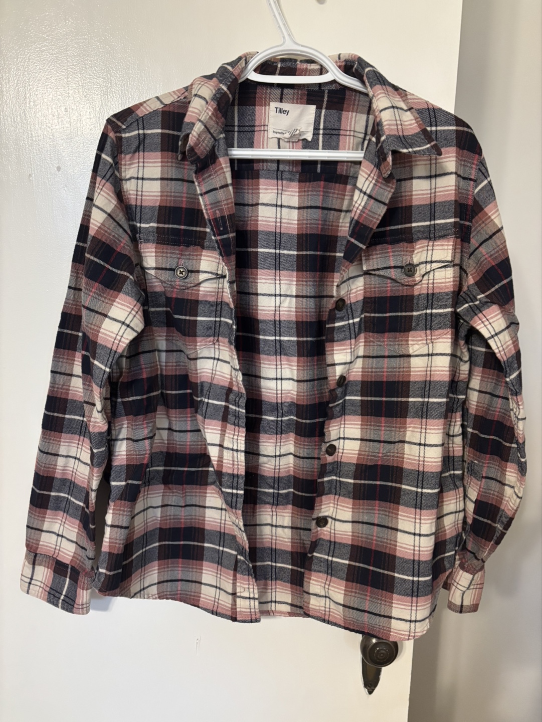 Women’s Pink Flannel 💚
