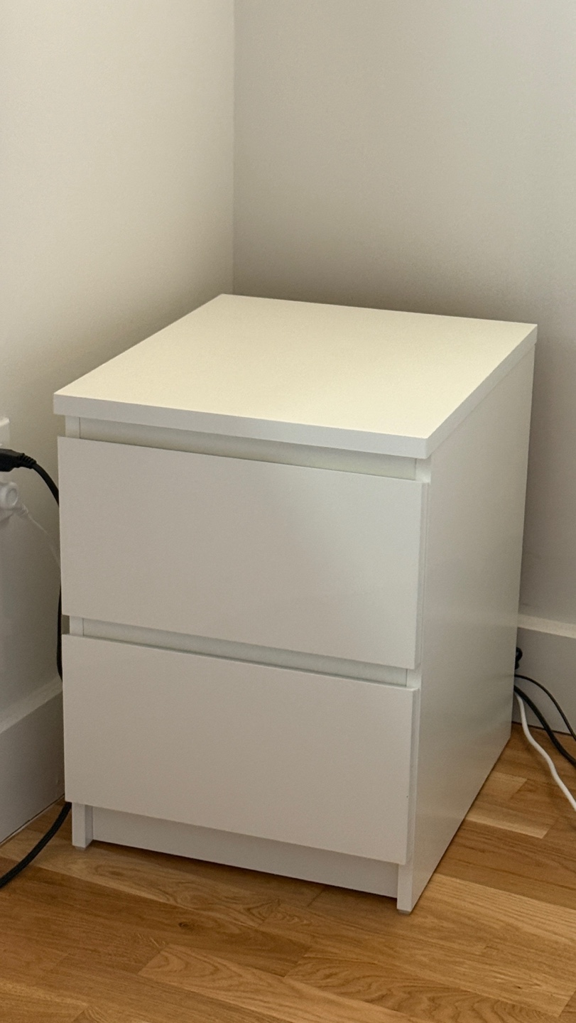 White 2-Drawer Nightstand