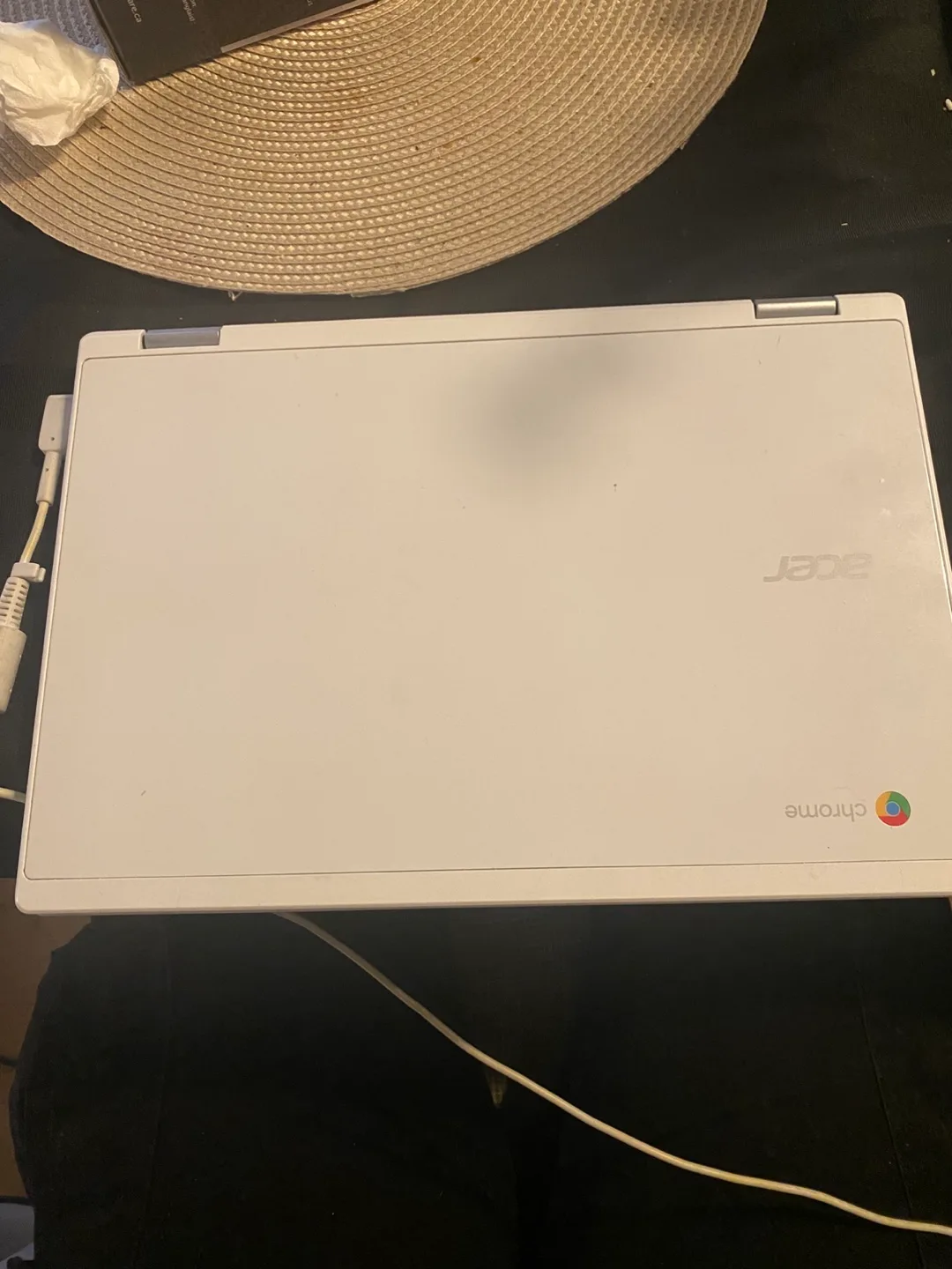 Acer Chromebook 11 Laptop image indicator(2)