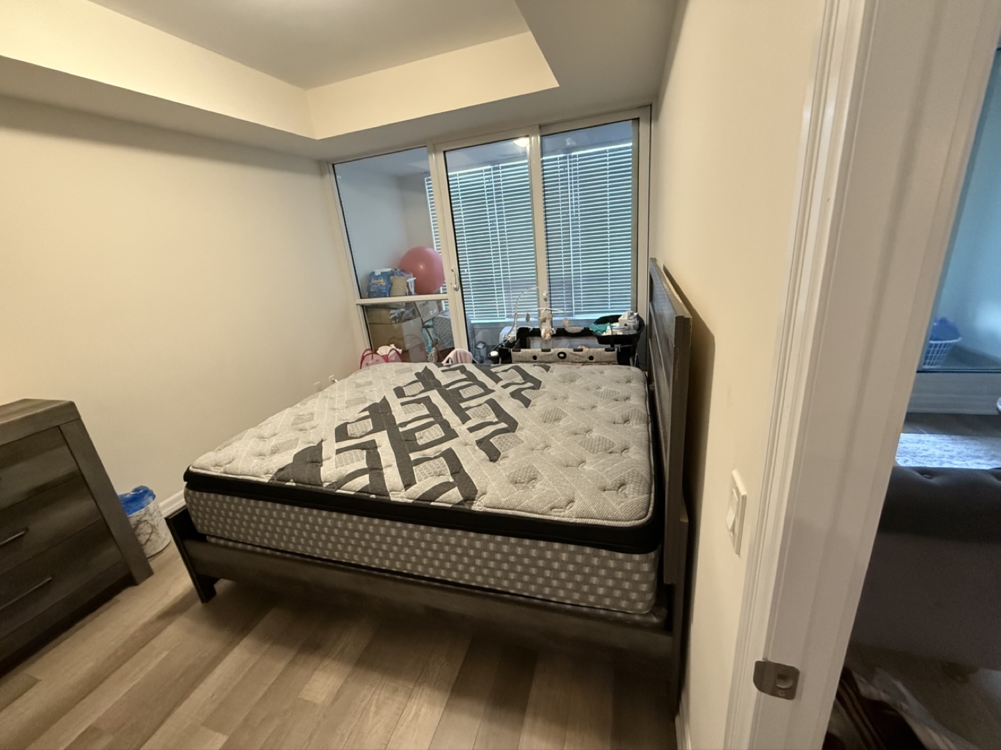 Queen-size bed frame and mattress set with dresser and mirror - photo 3