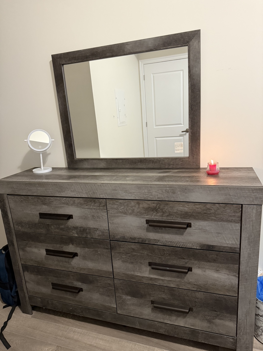 Queen-size bed frame and mattress set with dresser and mirror - photo 2