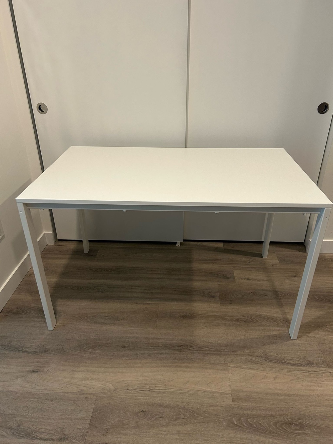 Dining Table - photo 2