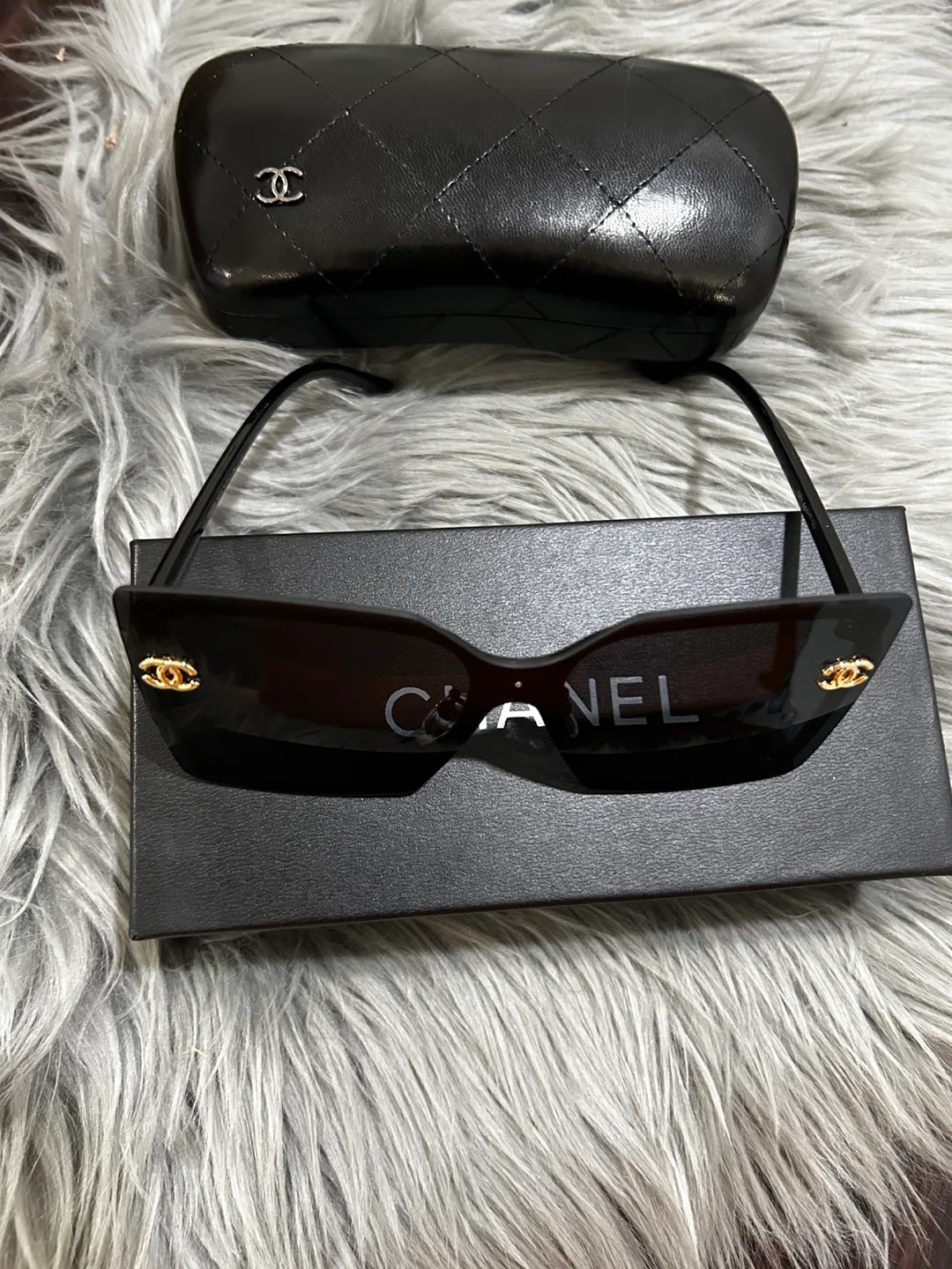 Inspired Chanel Sunglasses - Black Square Frame image indicator(2)